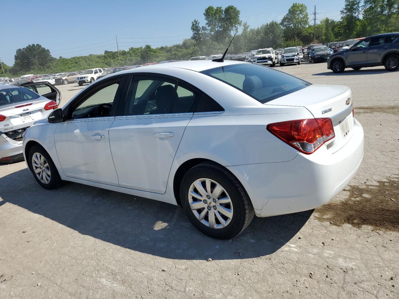 1G1PF5S94B7138083 2011 Chevrolet Cruze Lt