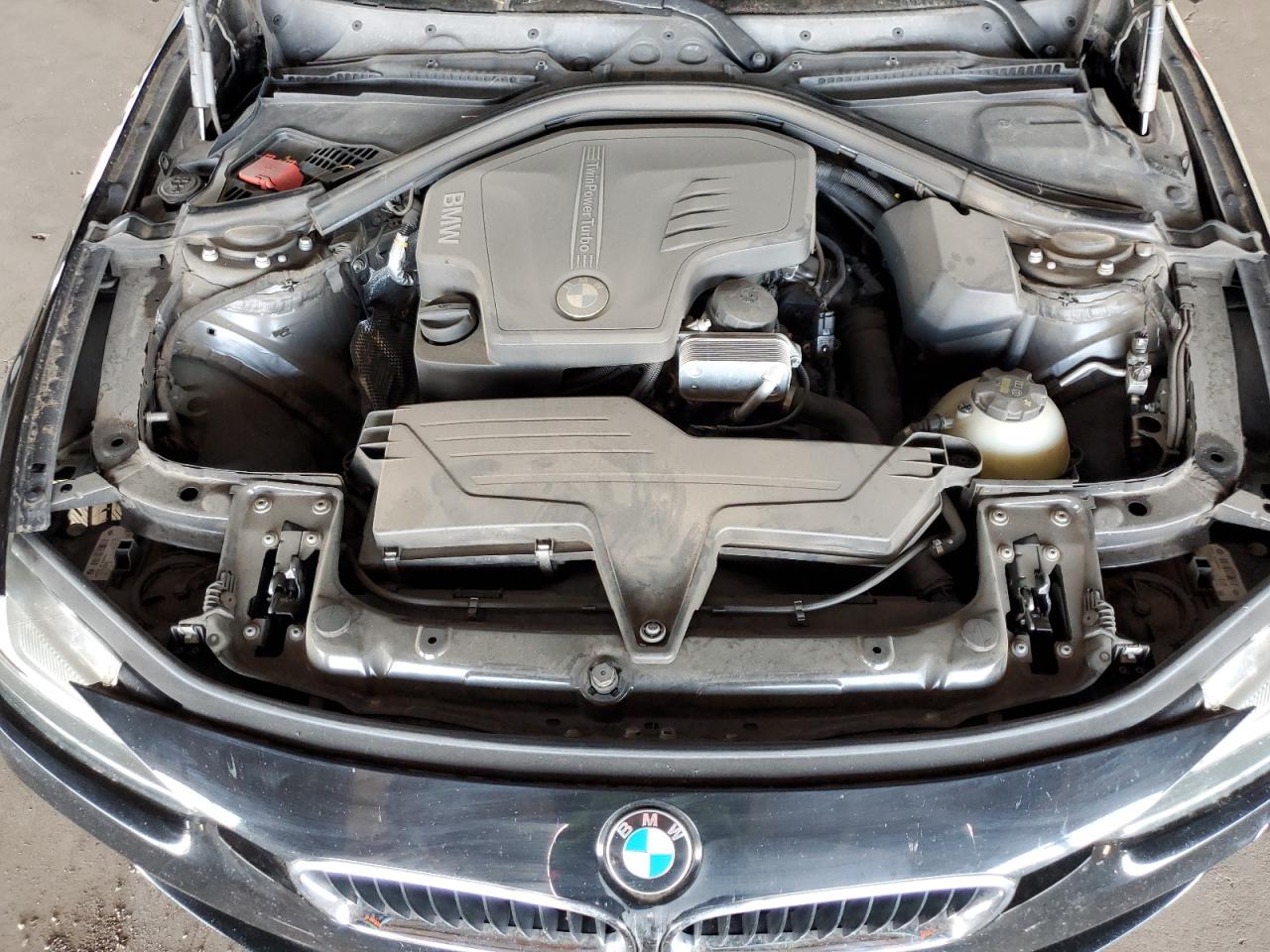 WBA8E1G56GNT99518 2016 BMW 320 I