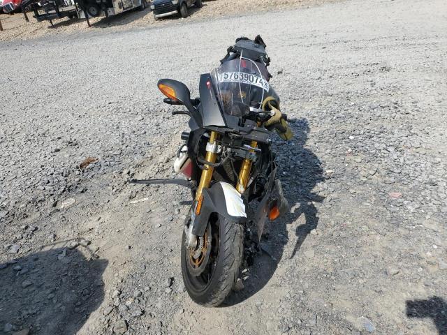 2015 APRILIA RSV4 R ZD4RKUA40FS000415