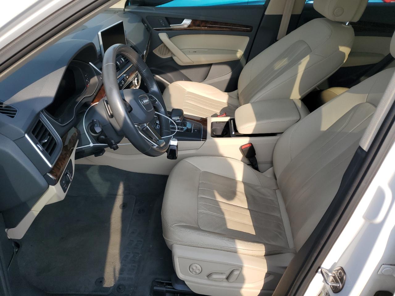 WA1BNAFY1J2096783 2018 Audi Q5 Premium Plus