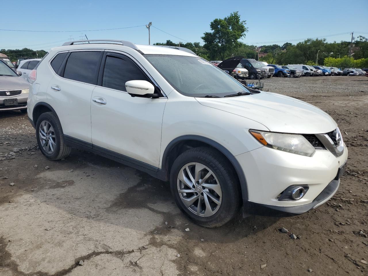 2015 Nissan Rogue S vin: 5N1AT2MV7FC888391