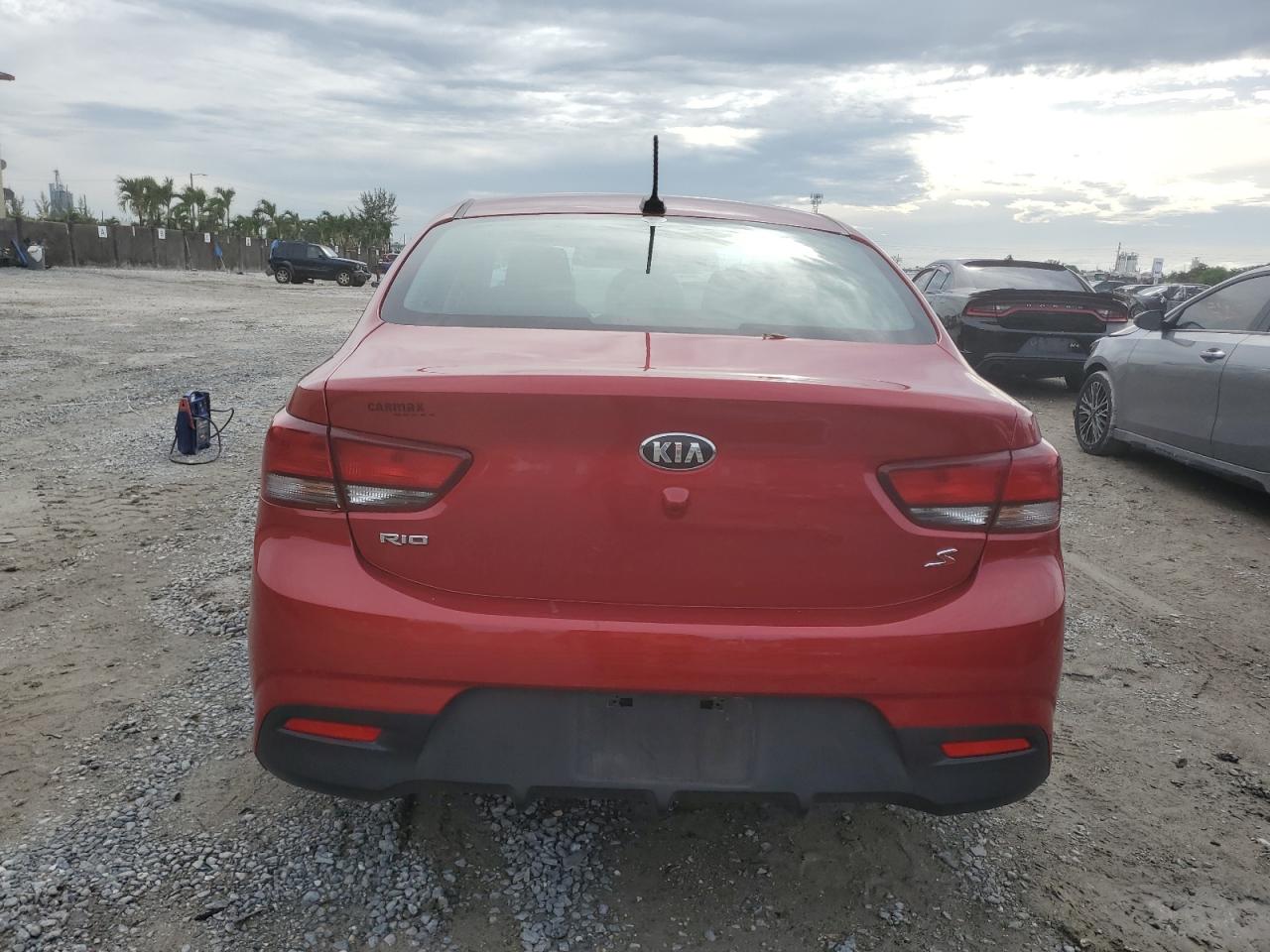 3KPA24AB5JE082192 2018 Kia Rio Lx