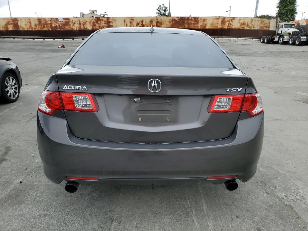 JH4CU2F62AC017597 2010 Acura Tsx