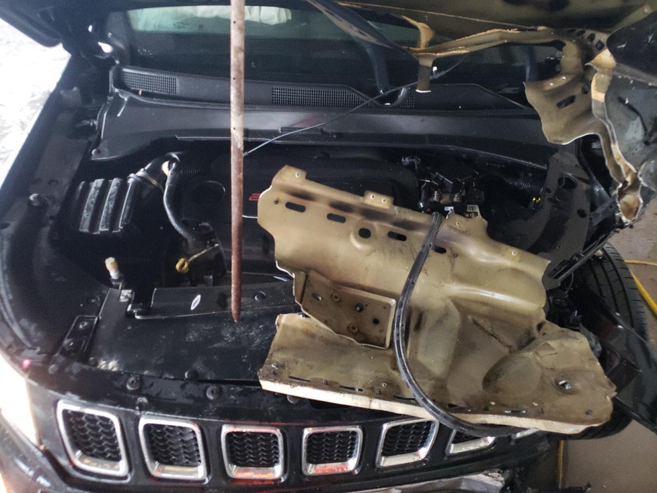 3C4NJDCB6HT641627 2017 Jeep Compass Limited