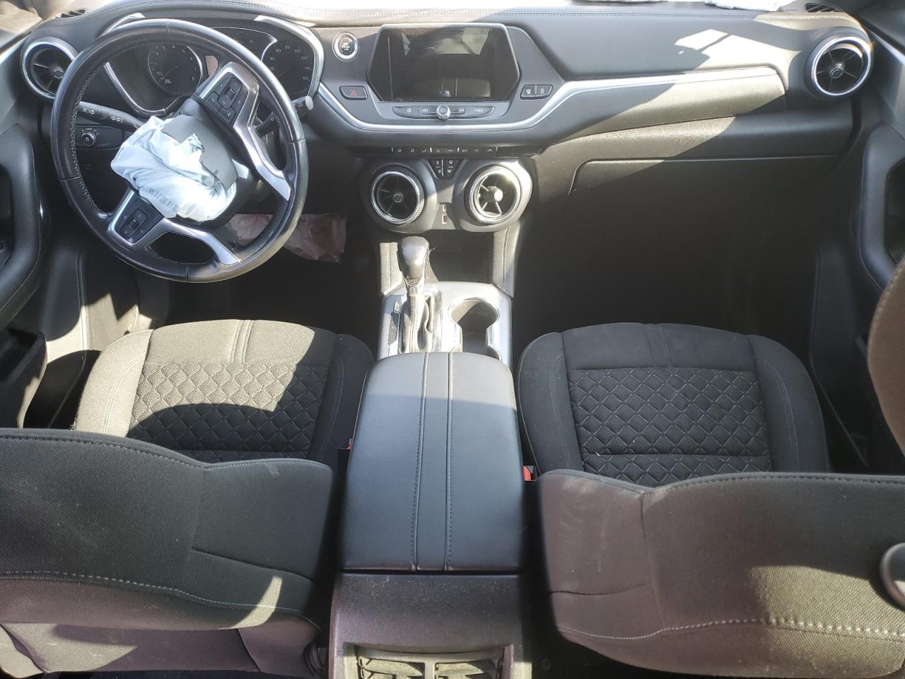 3GNKBARA5KS667315 2019 Chevrolet Blazer L