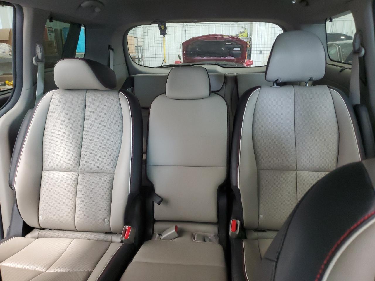 KNDMB5C19K6533719 2019 Kia Sedona Lx