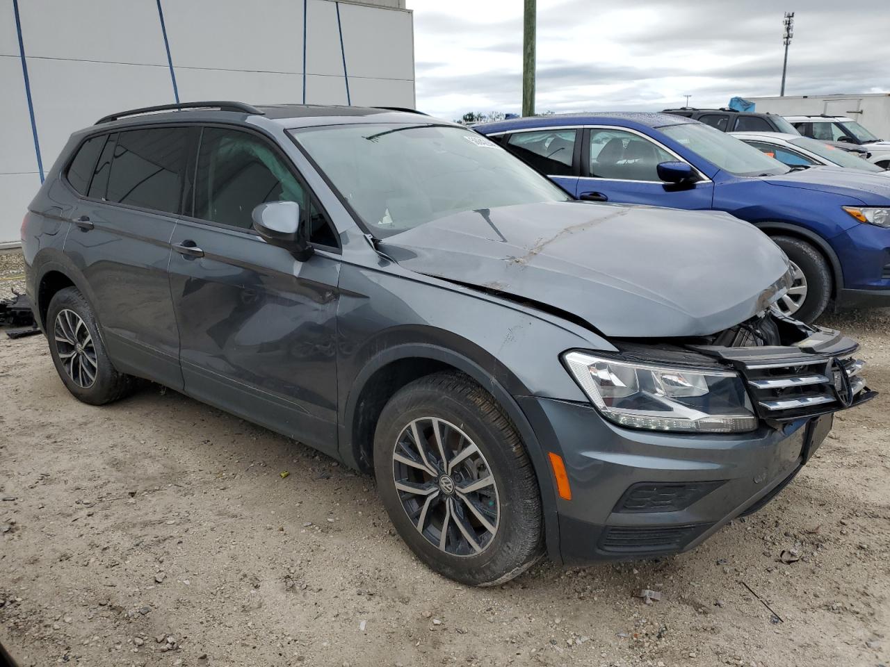 3VV1B7AX8MM130583 2021 Volkswagen Tiguan S