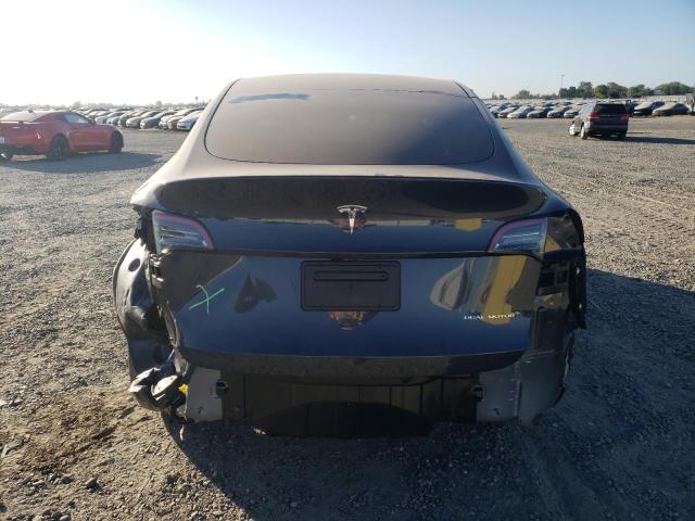 2024 Tesla Model Y VIN: 7SAYGDEE4RF004418 Lot: 58271814