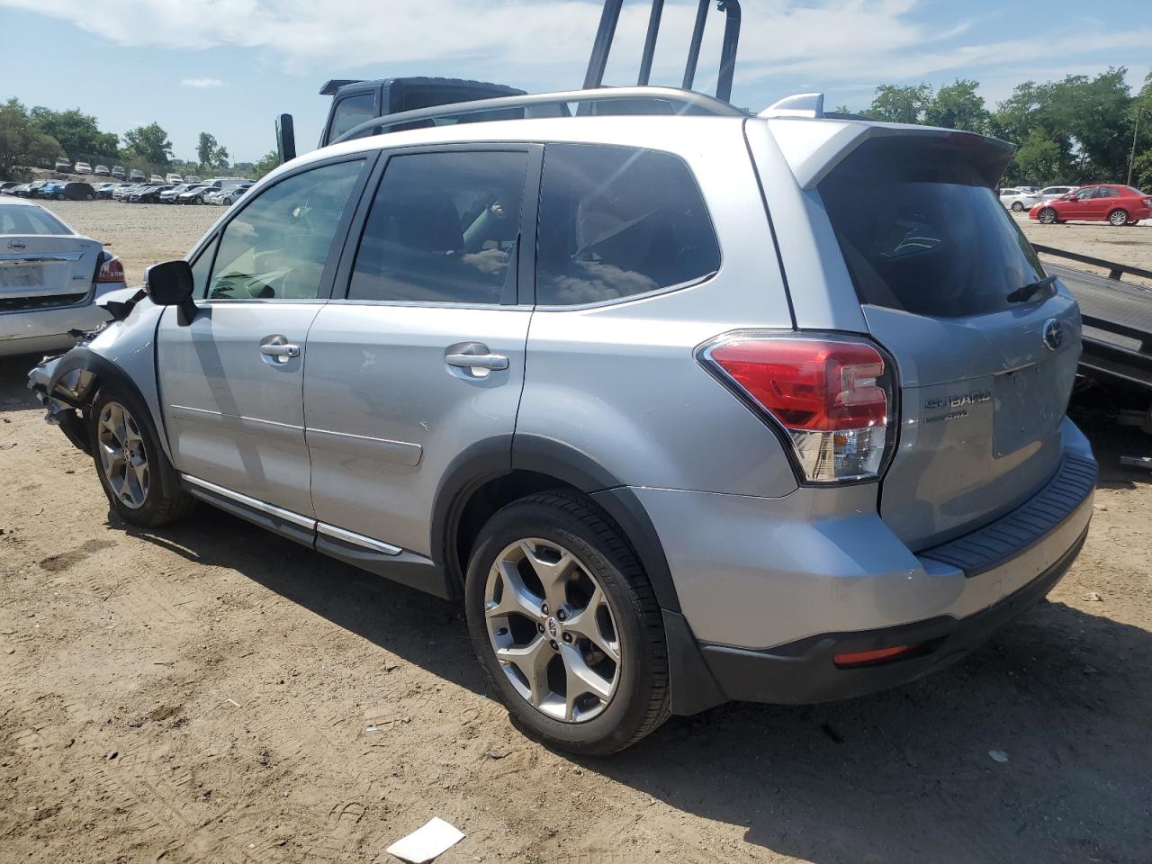 JF2SJAWC6JH479509 2018 Subaru Forester 2.5I Touring