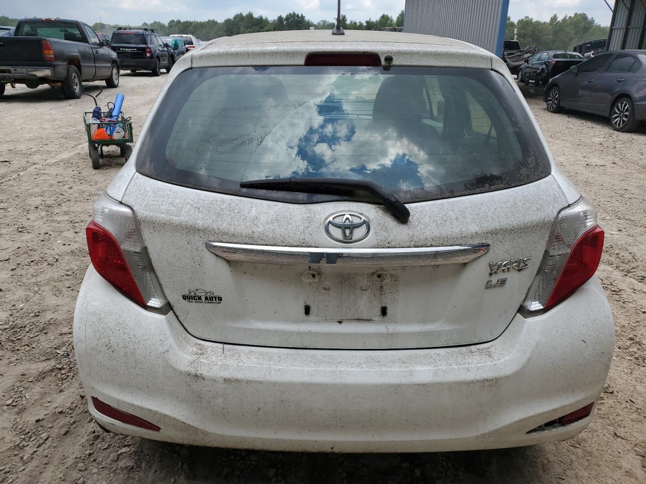 JTDKTUD39CD518780 2012 Toyota Yaris