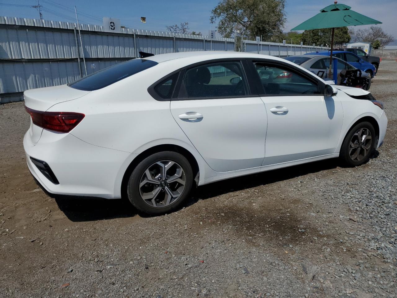 3KPF24AD2ME266632 2021 Kia Forte Fe