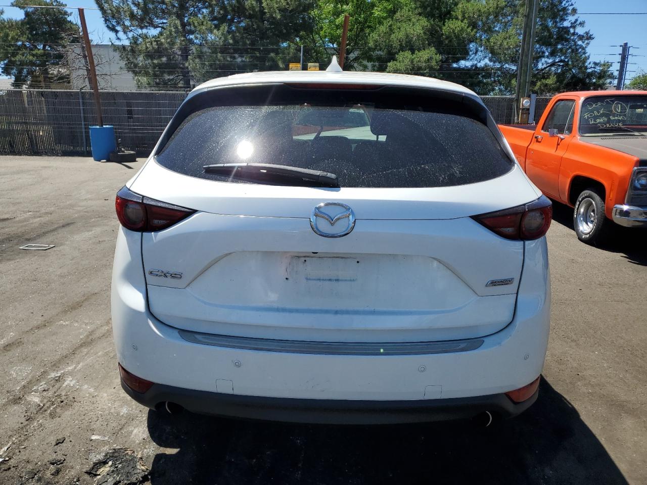 JM3KFBEY4K0595656 2019 Mazda Cx-5 Signature