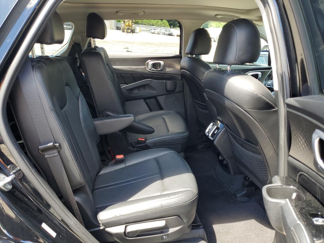 5XYRKDLFXNG111052 2022 Kia Sorento Sx