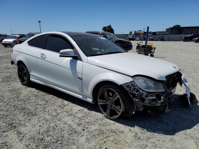 VIN WDDGJ4HB4DF994136 2013 Mercedes-Benz C-Class, 250 no.4