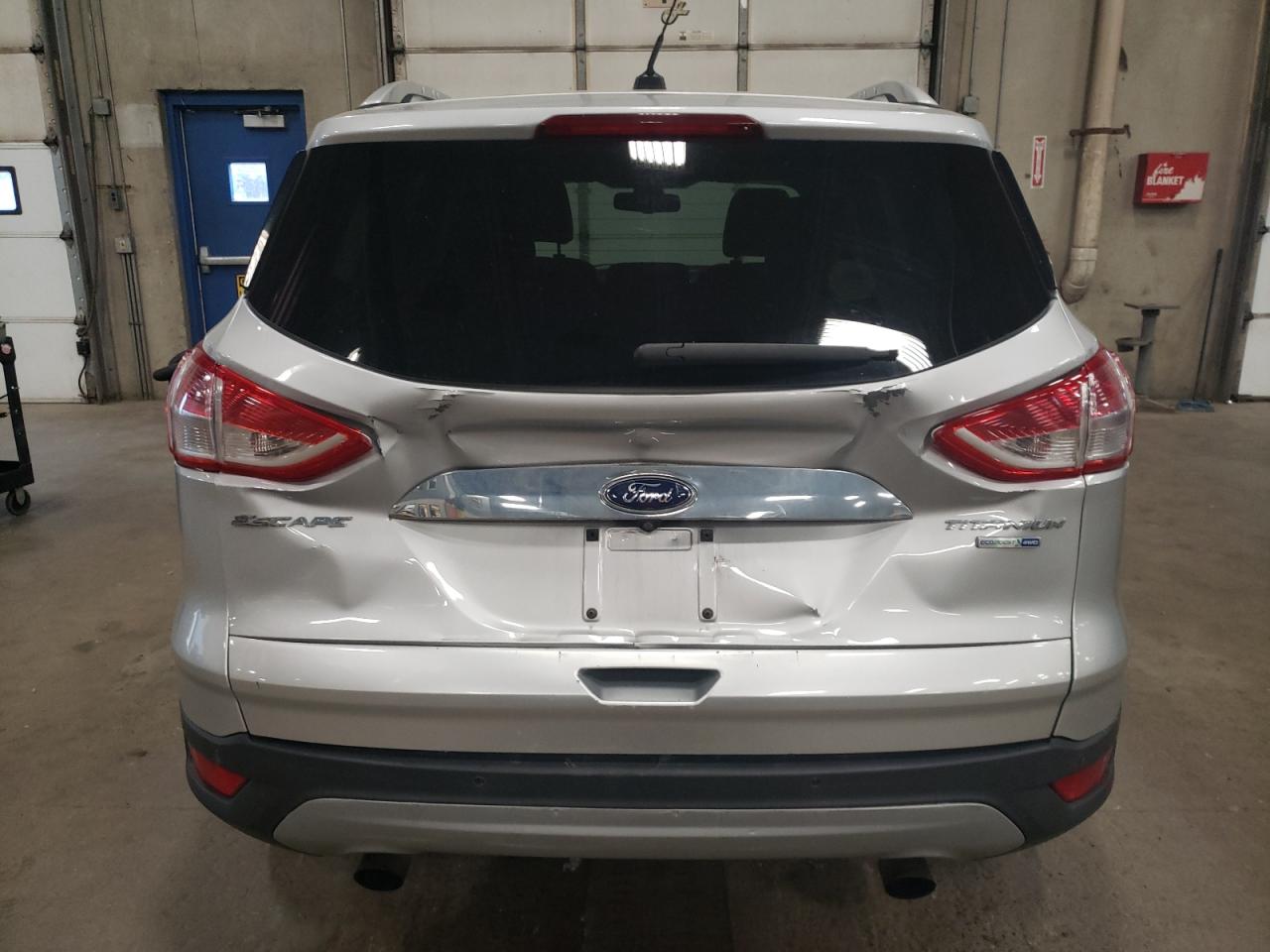 1FMCU9J90EUB37163 2014 Ford Escape Titanium