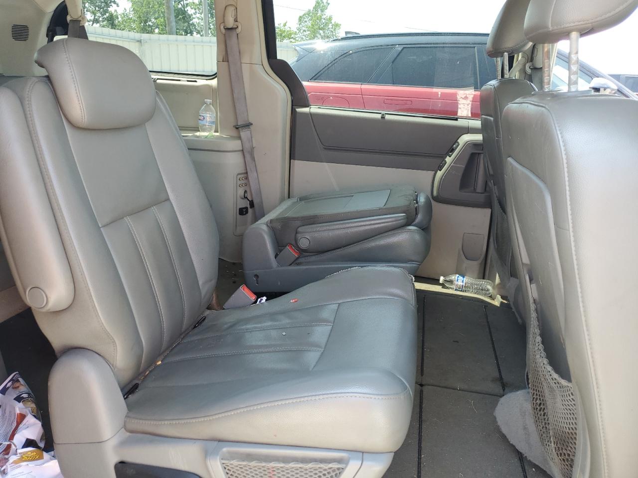 2A4RR5D1XAR105160 2010 Chrysler Town & Country Touring