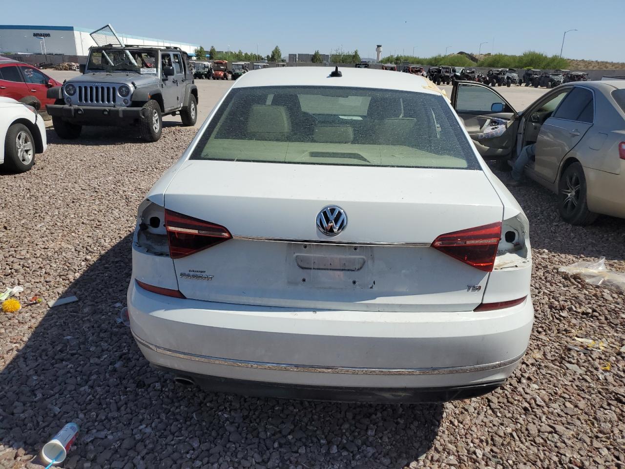 1VWDT7A31HC053047 2017 Volkswagen Passat R-Line