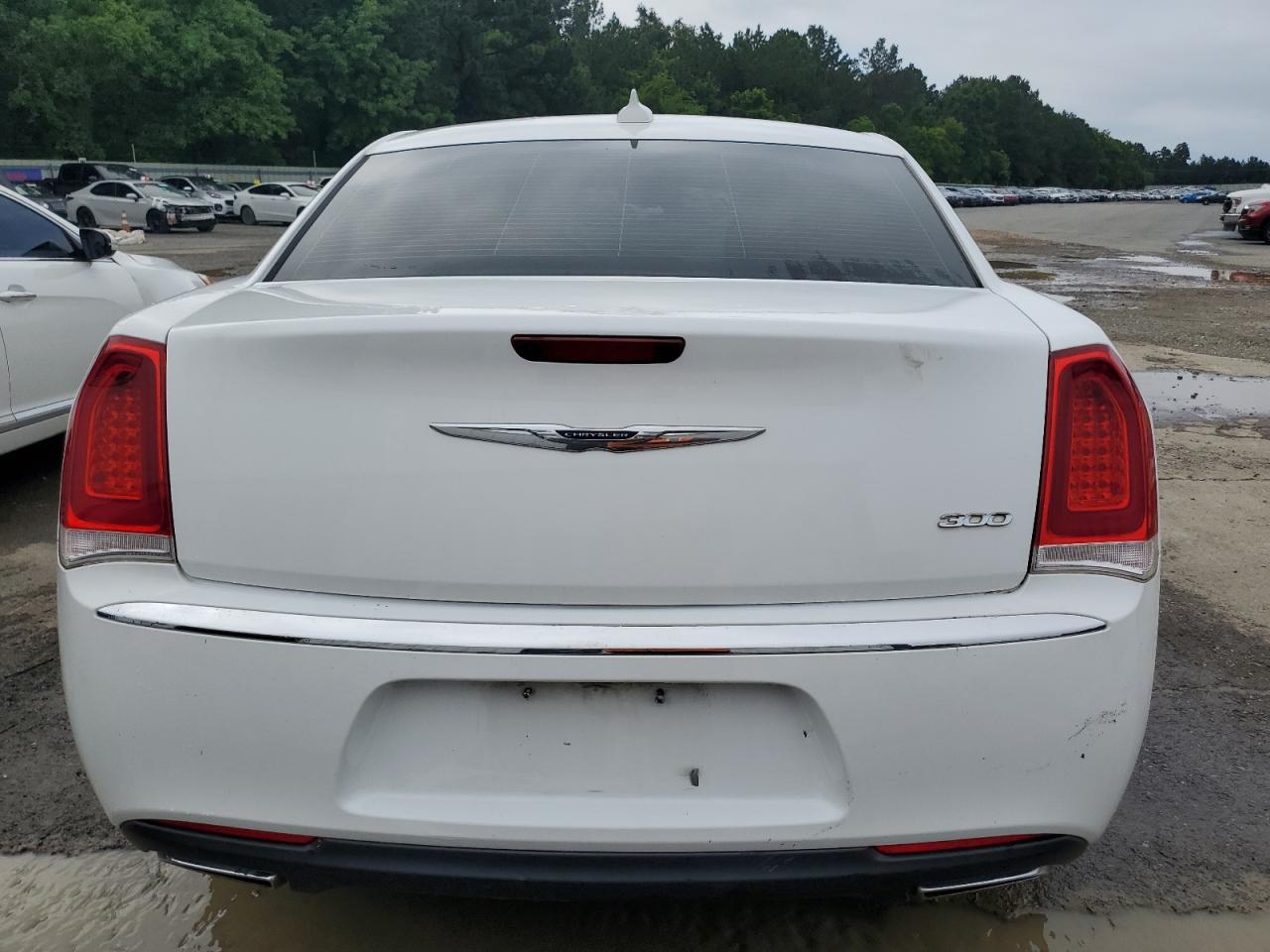 2C3CCAAG7GH243319 2016 Chrysler 300 Limited