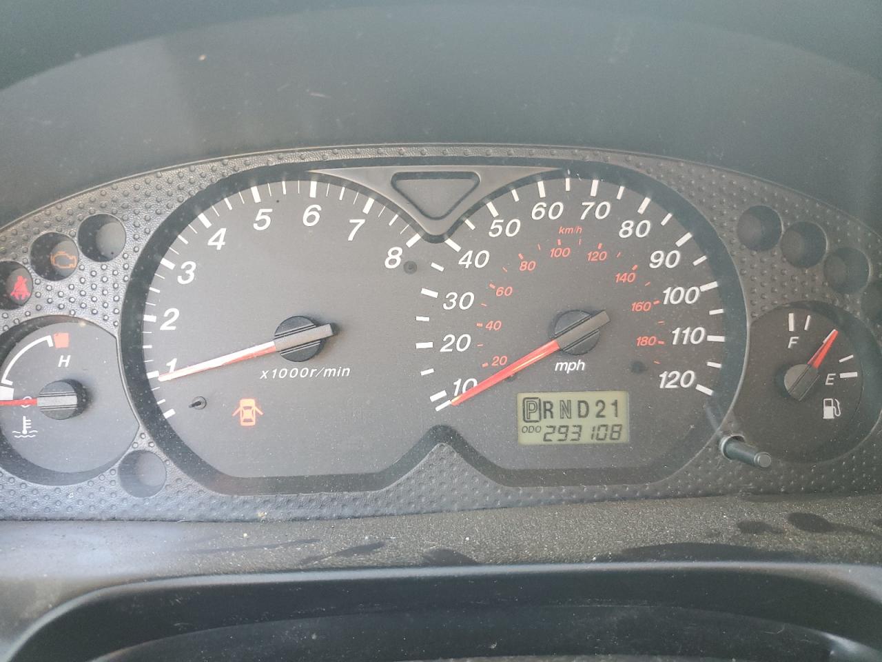 4F2YZ04143KM23426 2003 Mazda Tribute Lx