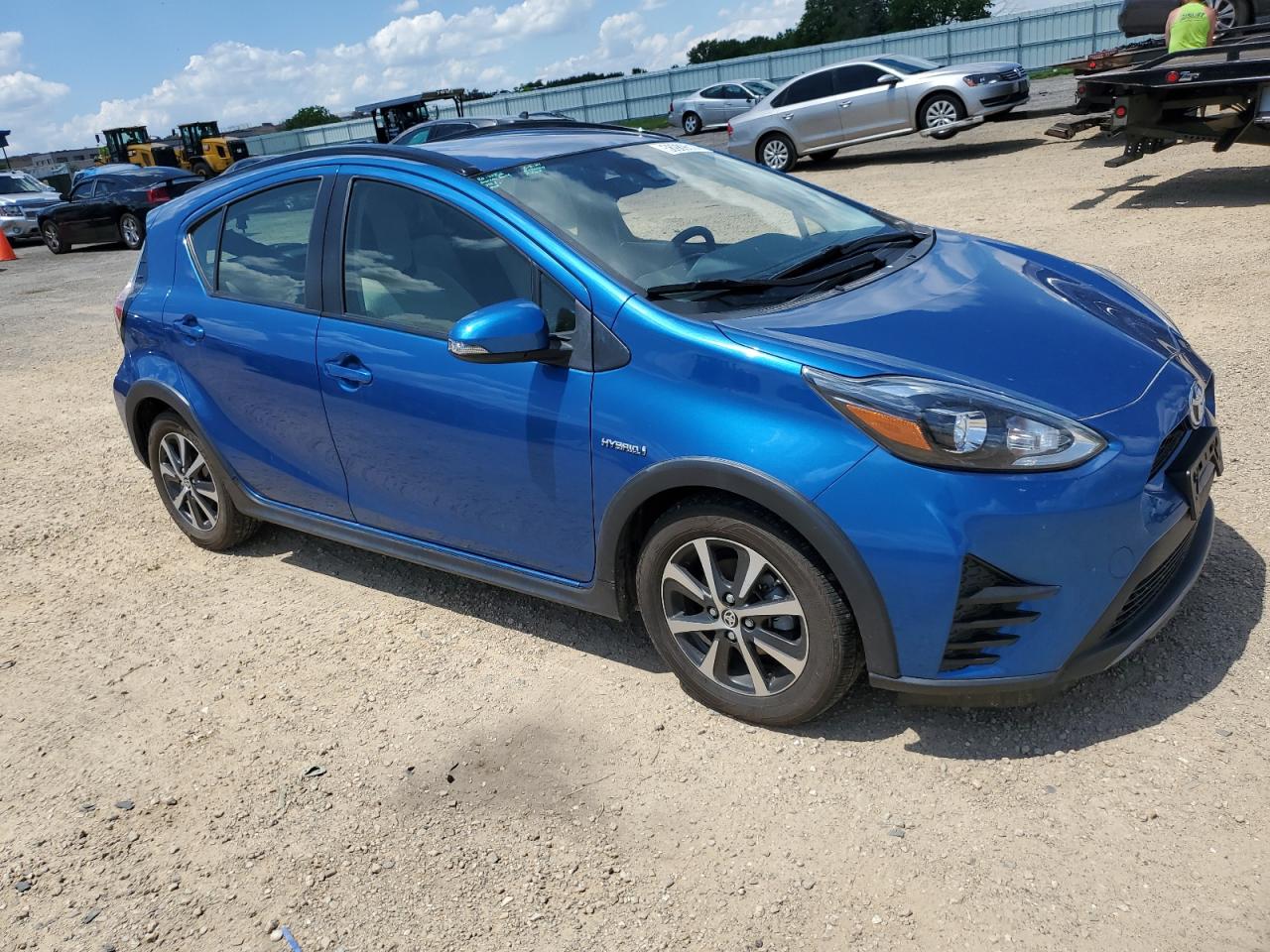 JTDKDTB37J1605327 2018 Toyota Prius C