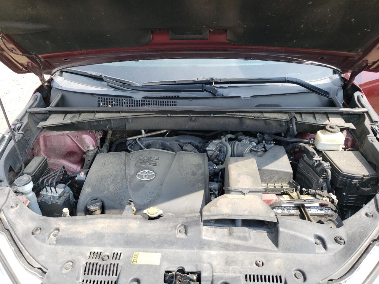 5TDKZRFH4HS207029 2017 Toyota Highlander Se