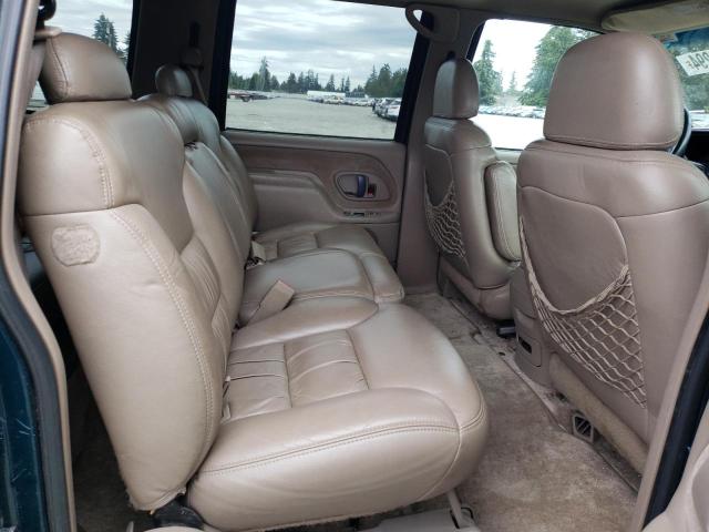 1999 GMC Suburban K2500 VIN: 3GKGK26R9XG553220 Lot: 60969294