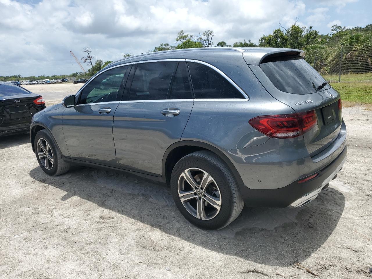 2021 Mercedes-Benz Glc 300 vin: W1N0G8DBXMV264981