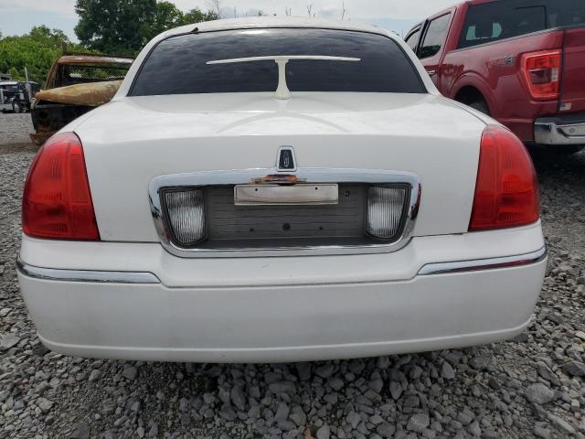 2008 Lincoln Town Car Executive VIN: 2L1FM88W68X644375 Lot: 57693424