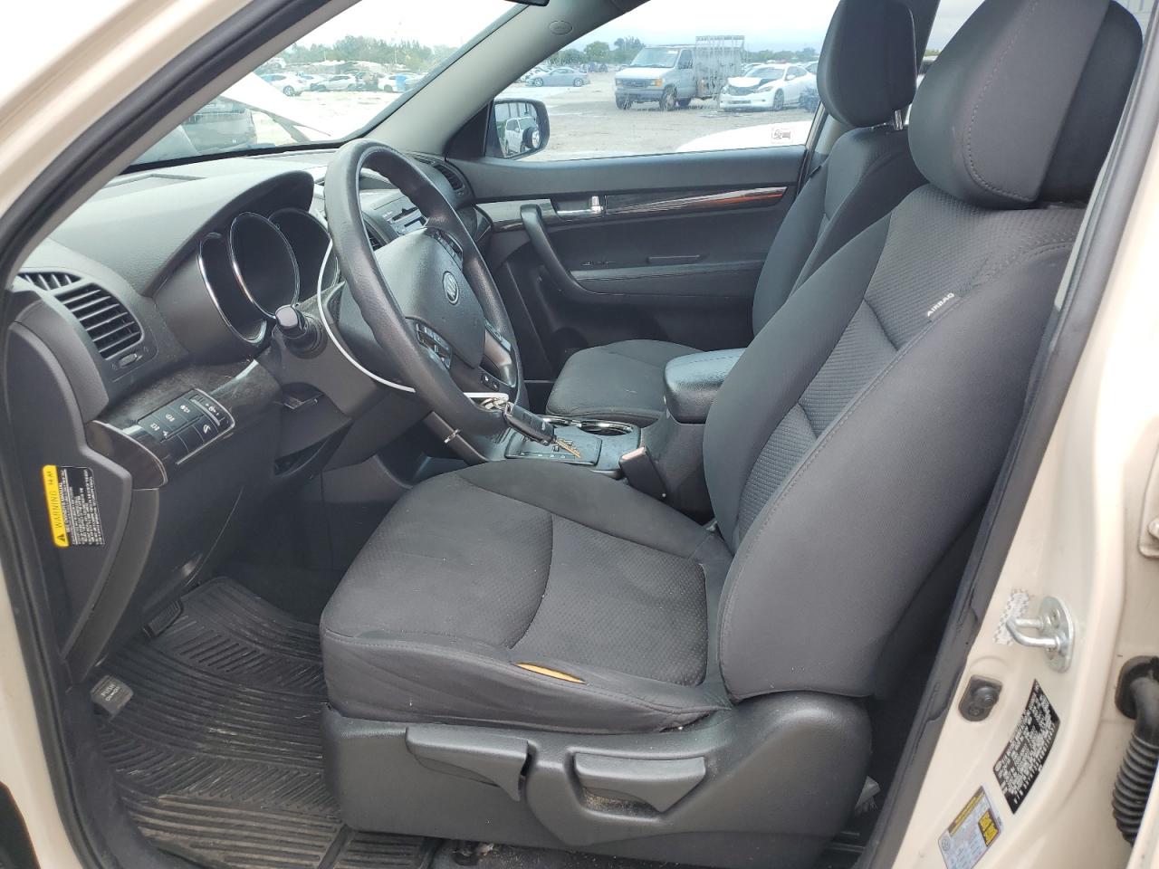 5XYKT3A14BG110457 2011 Kia Sorento Base 5XYKT3A14BG110457 2011 Kia Sorento Base