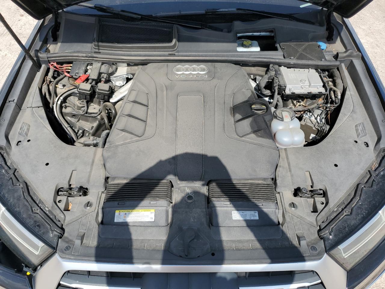 WA1LAAF77KD007683 2019 Audi Q7 Premium Plus