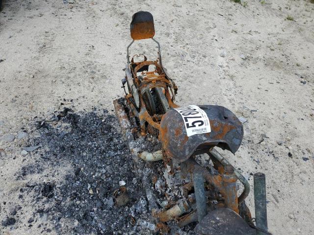 2002 HONDA VT600 CD JH2PC21322M313032