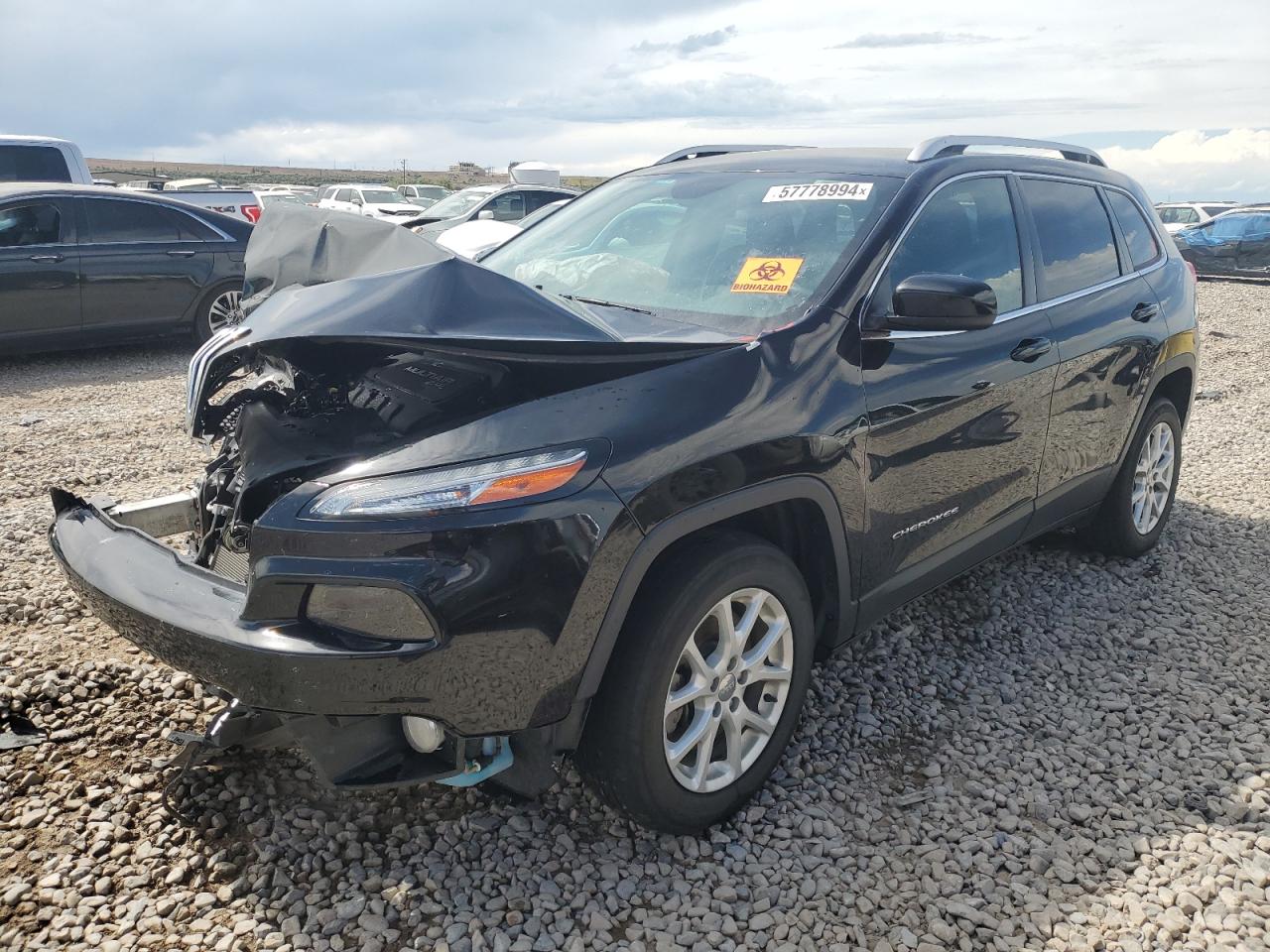 2017 Jeep Cherokee Latitude vin: 1C4PJLCB9HW642798