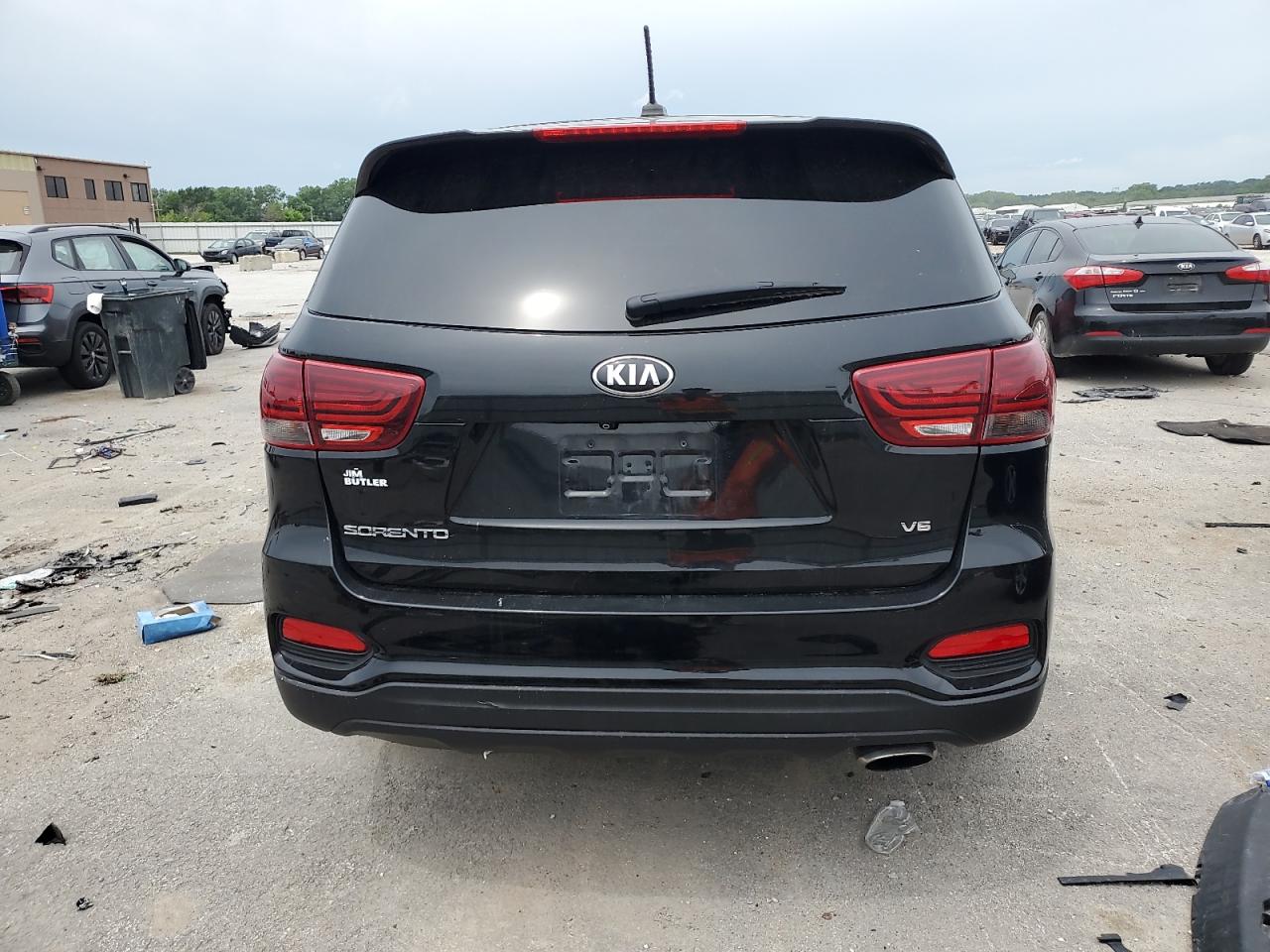 2019 Kia Sorento Lx vin: 5XYPGDA50KG522975