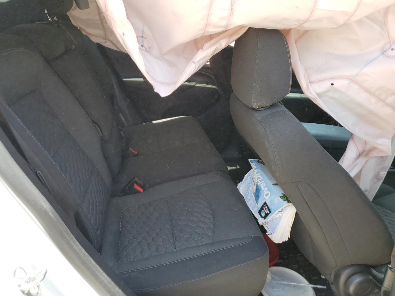 3GNAXJEV0JL102517 2018 Chevrolet Equinox Lt