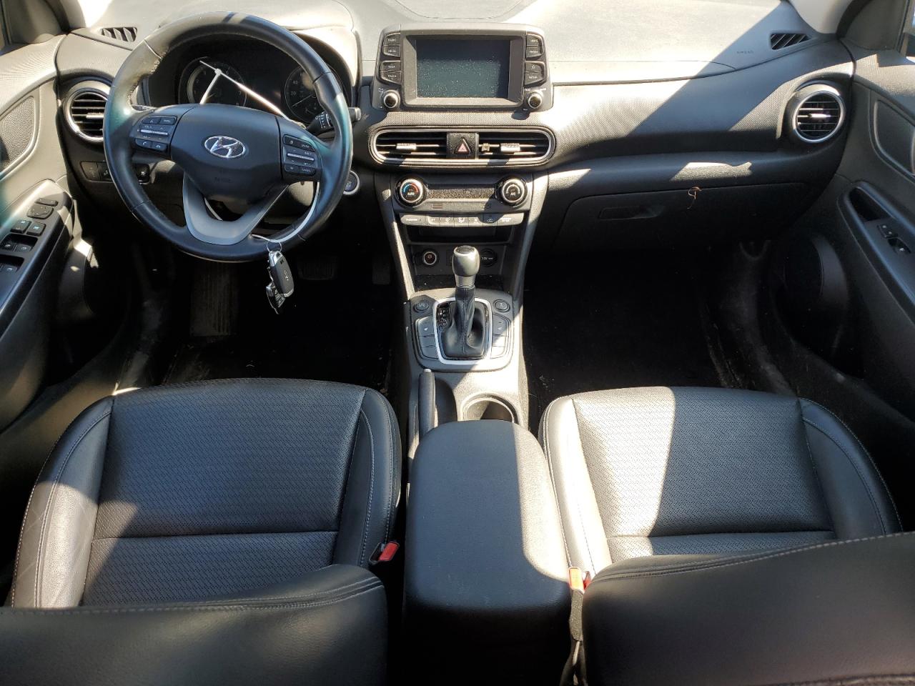 KM8K3CA57JU110903 2018 Hyundai Kona Limited