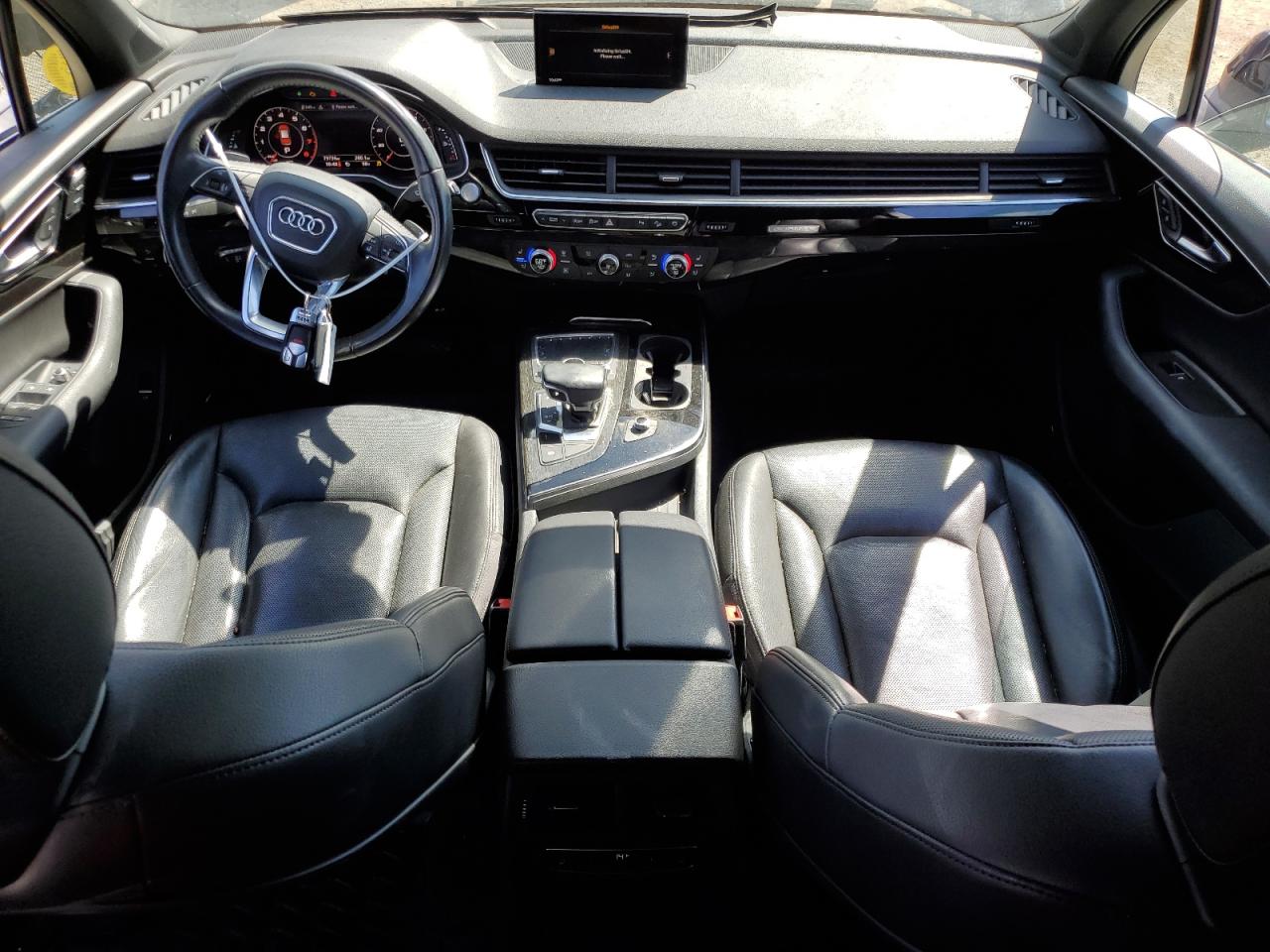 WA1LAAF72JD005175 2018 Audi Q7 Premium Plus