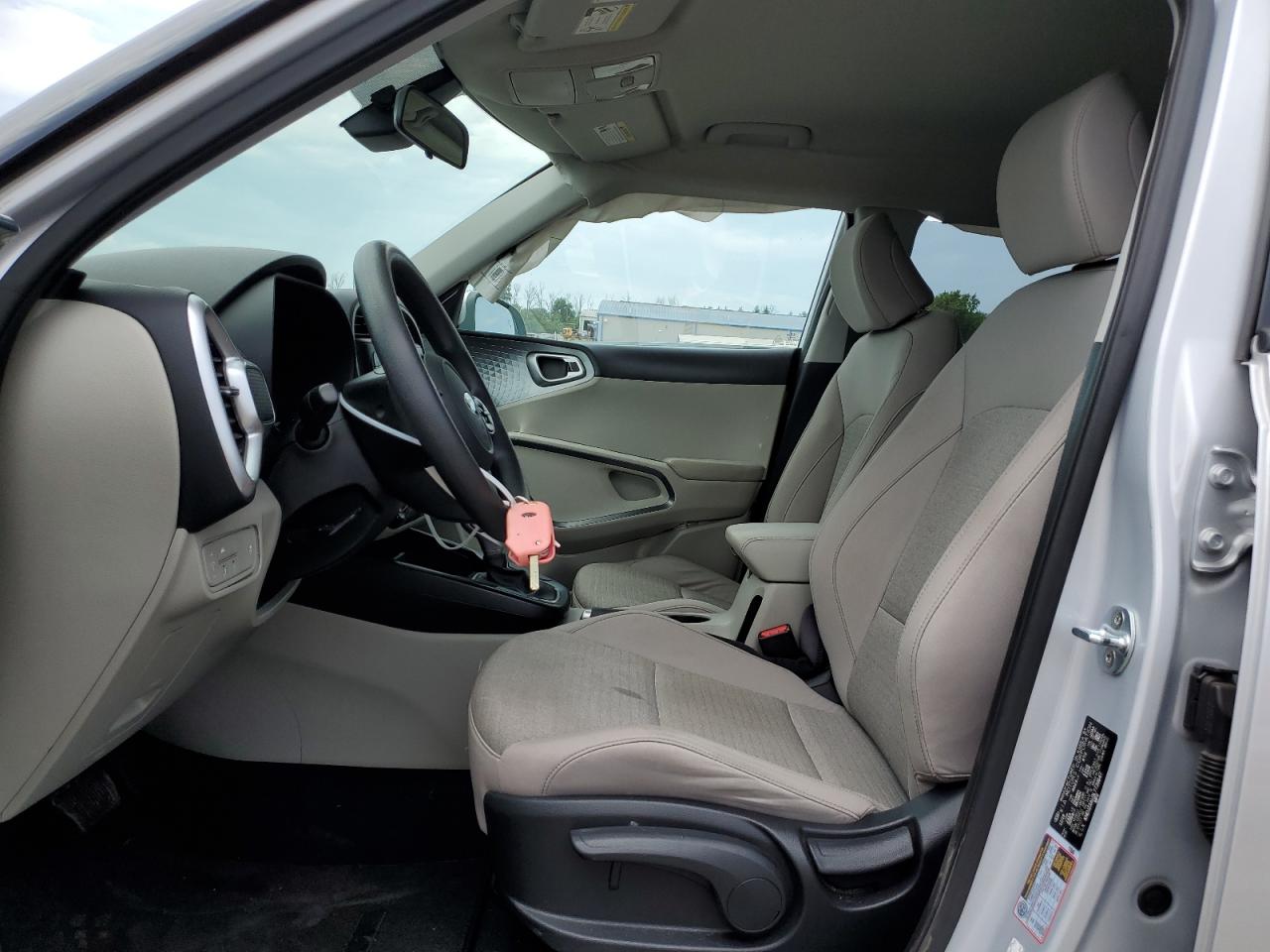 KNDJ23AU3L7720647 2020 Kia Soul Lx