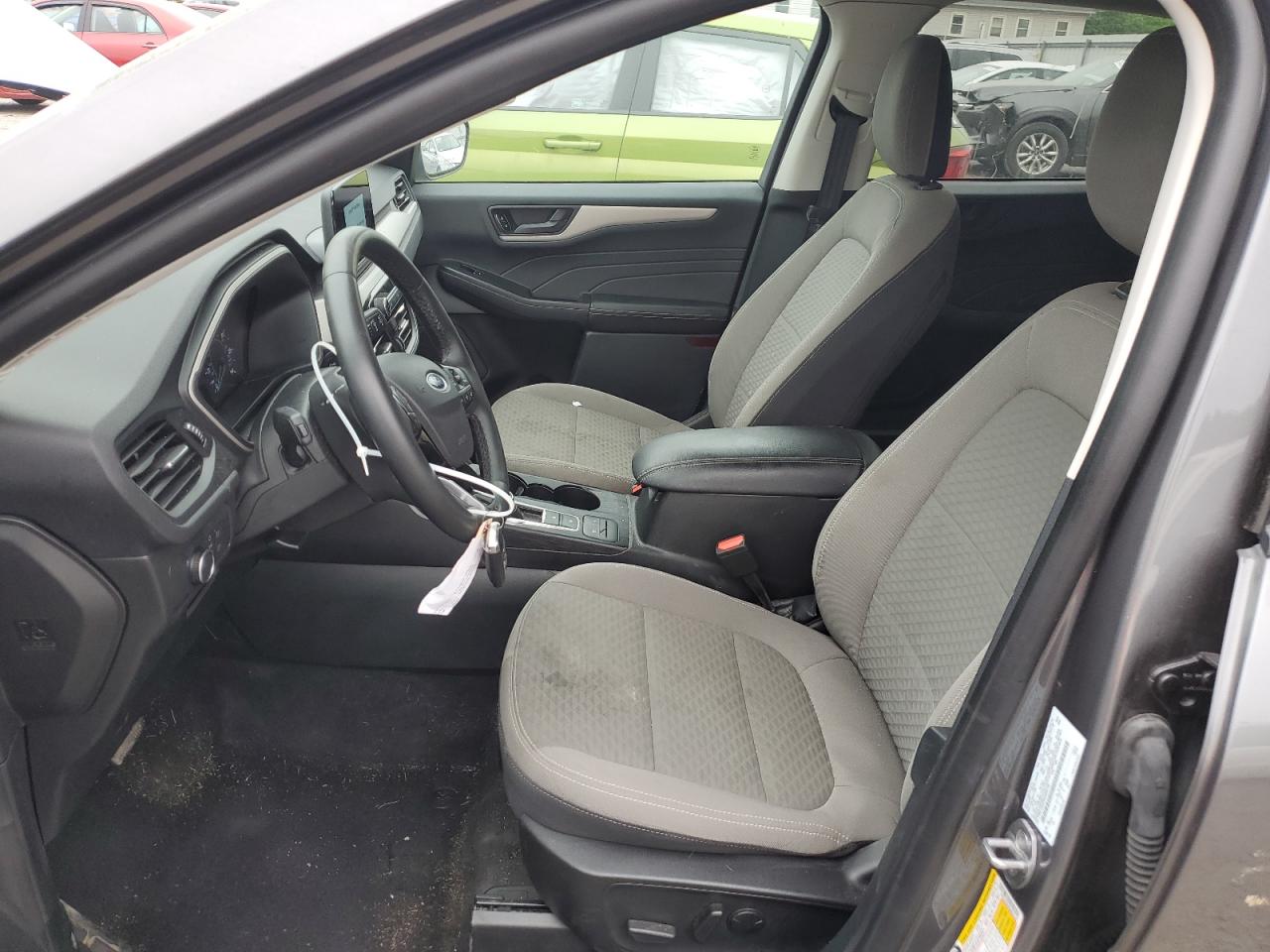 1FMCU9G68NUB54158 2022 Ford Escape Se