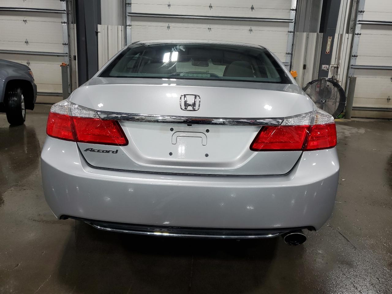 2015 Honda Accord Ex vin: 1HGCR2F78FA056842