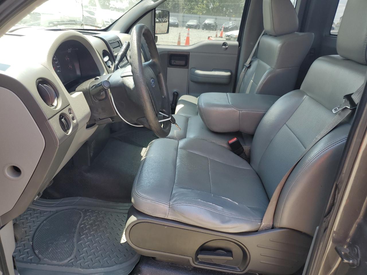 1FTRF12276NB23672 2006 Ford F150