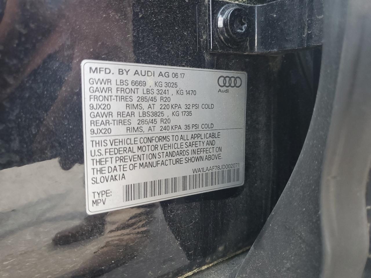 WA1LAAF78JD002071 2018 Audi Q7 Premium Plus