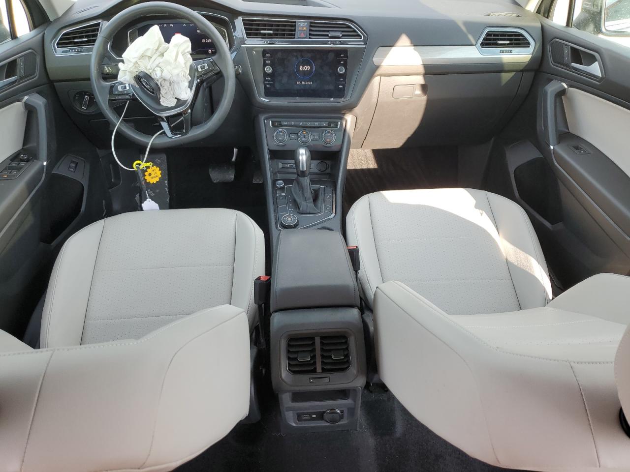 3VV2B7AX4LM144886 2020 Volkswagen Tiguan Se