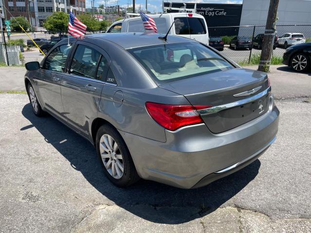 2013 Chrysler 200 Touring VIN: 1C3CCBBB2DN599883 Lot: 58317014