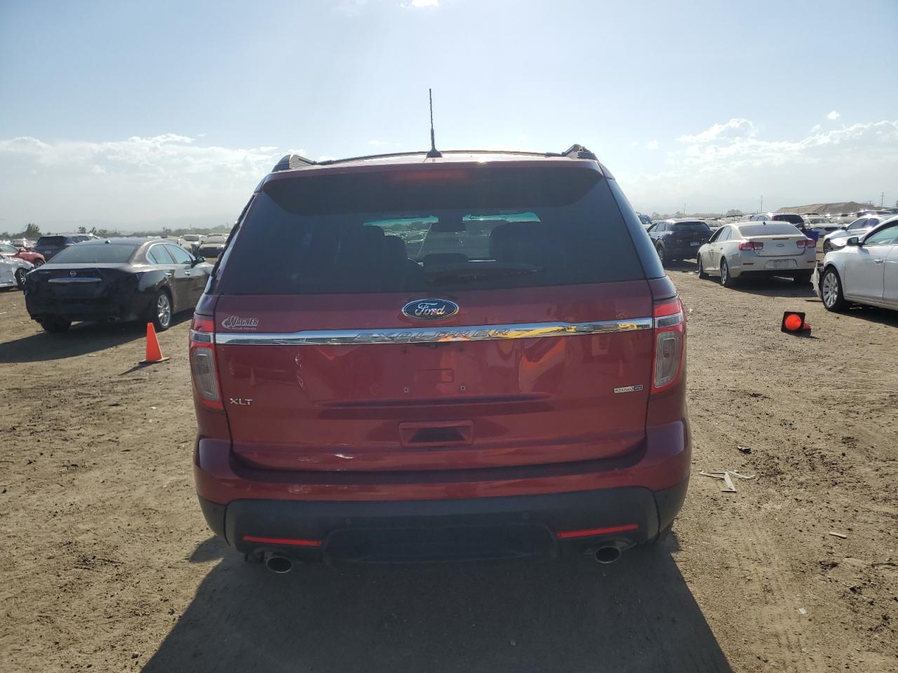 1FM5K8D85FGB76035 2015 Ford Explorer Xlt