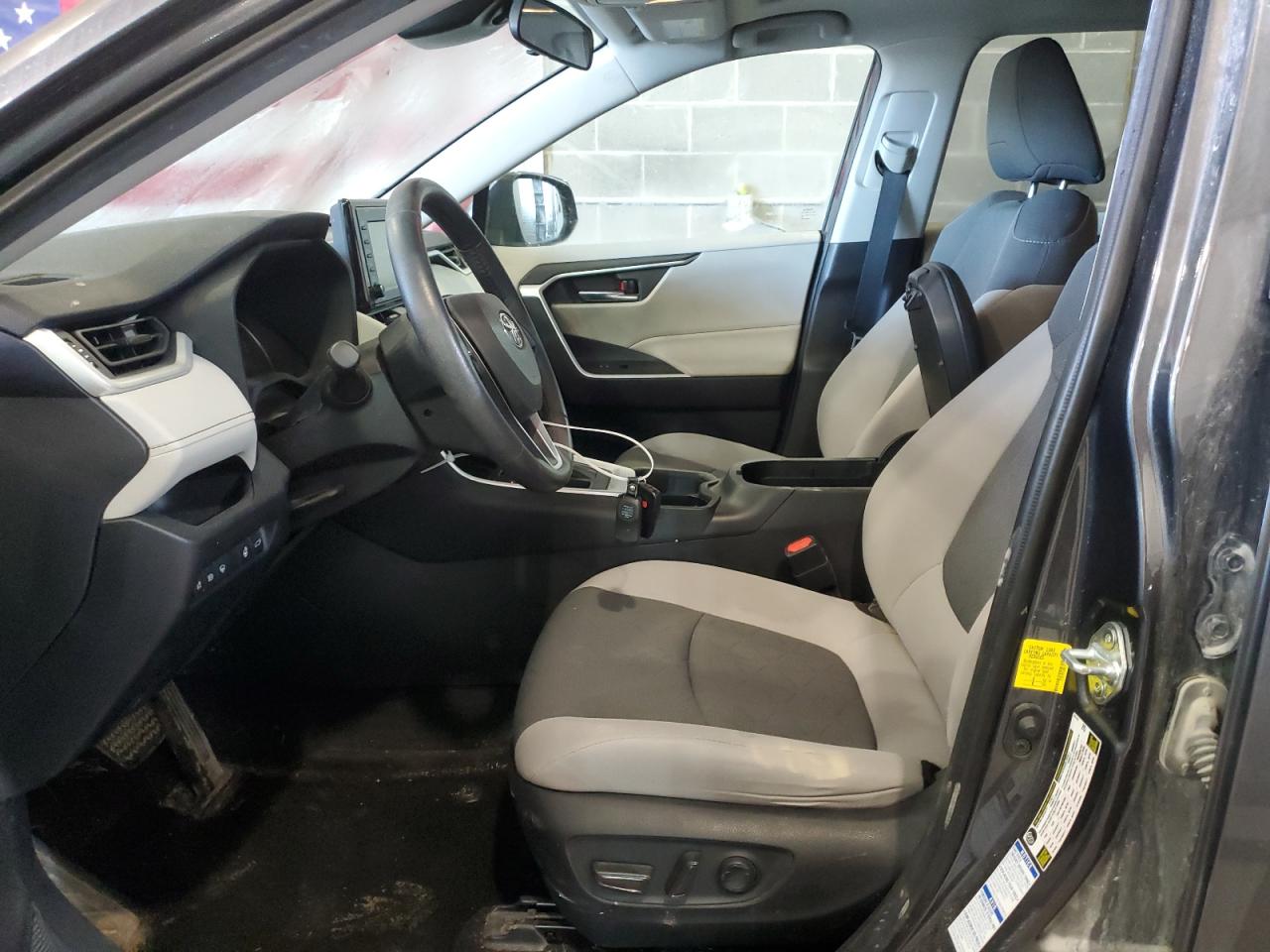 2T3P1RFV3MC171931 2021 Toyota Rav4 Xle