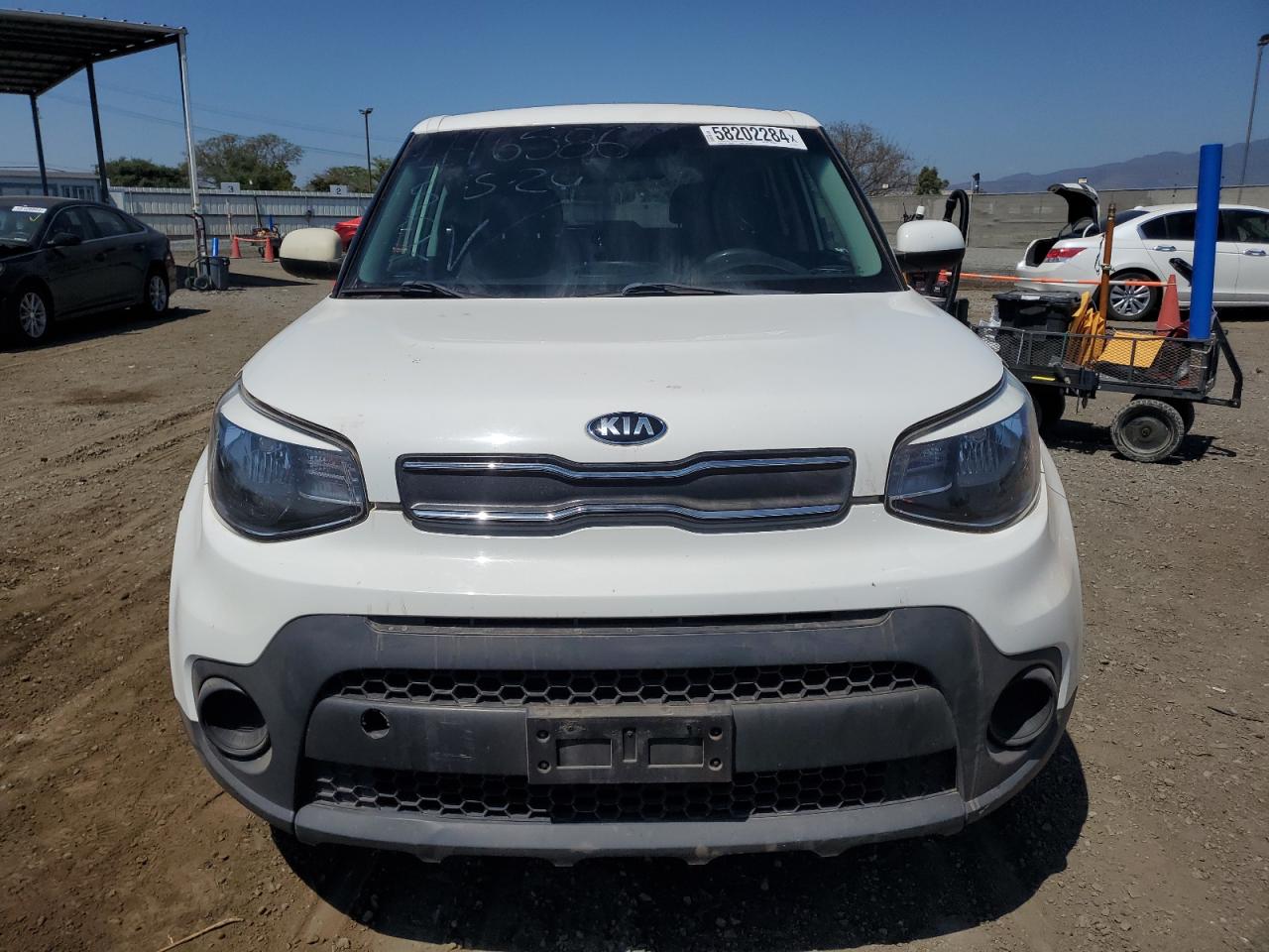 2019 Kia Soul vin: KNDJN2A2XK7660459