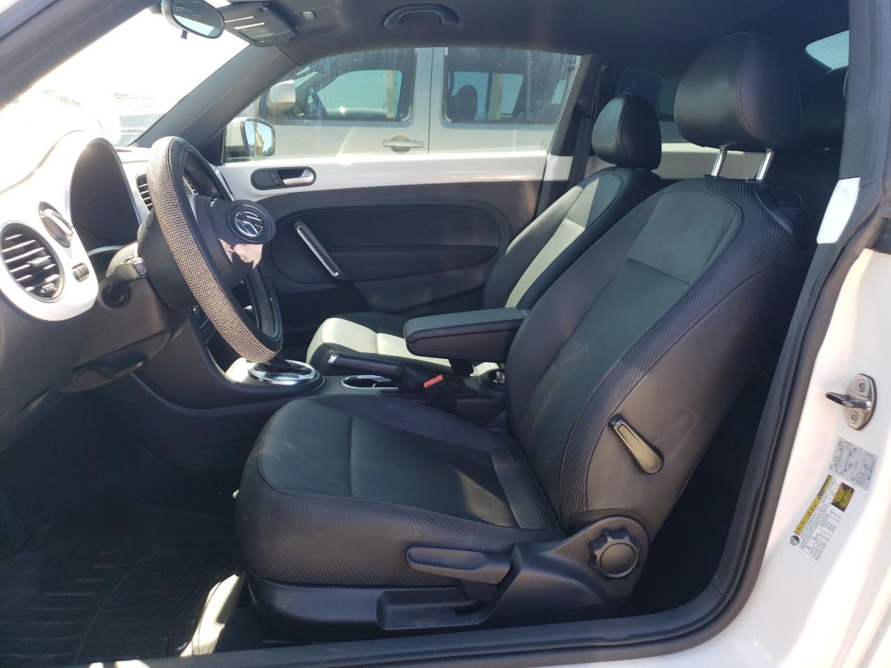 3VWJP7AT7EM610318 2014 Volkswagen Beetle