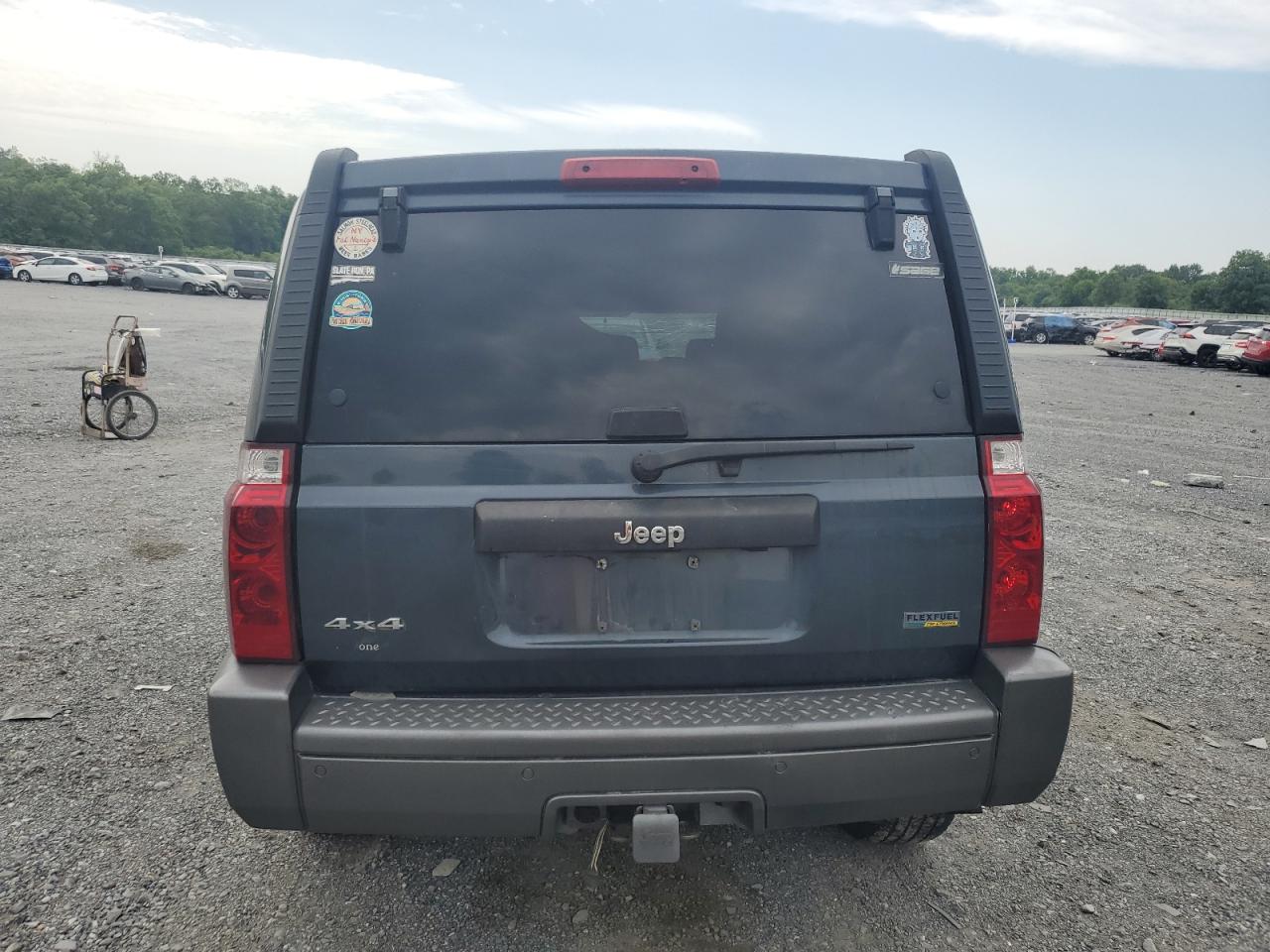 1J8HG48P17C561378 2007 Jeep Commander