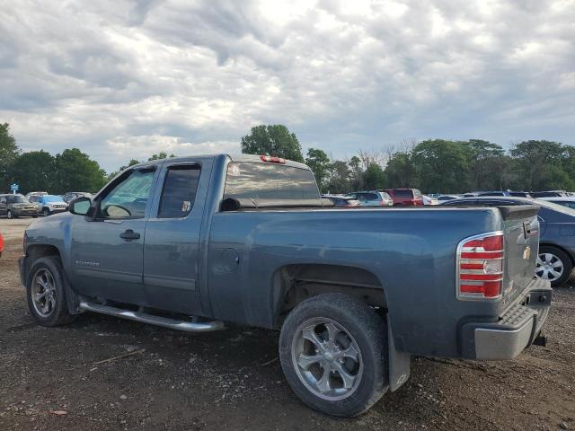 2010 Chevrolet Silverado - Image 2