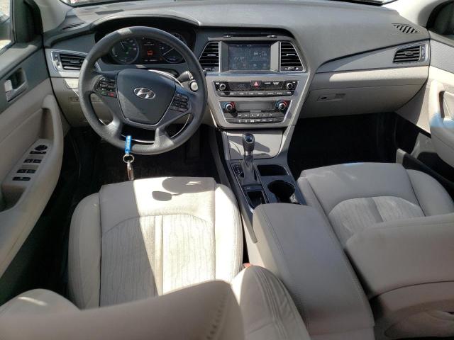 2017 Hyundai Sonata Hybrid VIN: KMHE24L36HA062310 Lot: 61185984